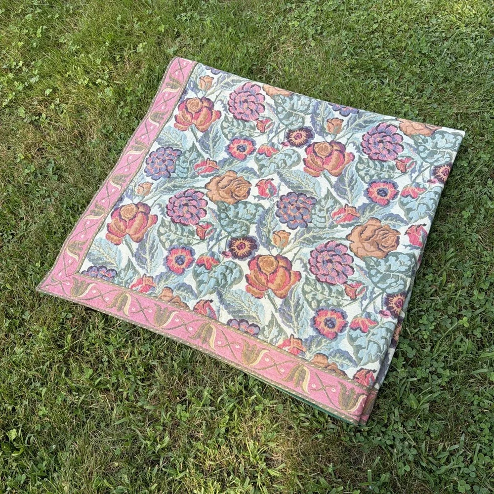 Vintage French Style Aubusson Floral Tapestry Bedding Cotton Coverlet 55''x 55''